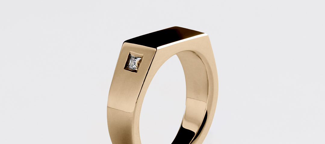 18K Yellow Gold Diamond Sharp Signet Ring - Westhill