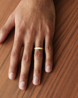 Wedding Band - Gold Curve Band 4.5mm - Westhill