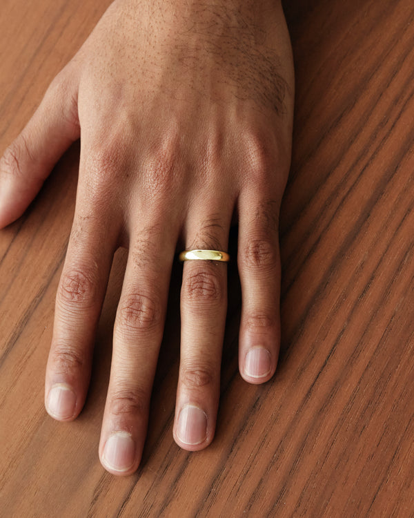 Wedding Band - Gold Curve Band 4.5mm - Westhill